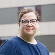 Frau Ramona Gräf