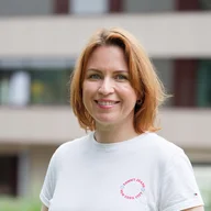 Frau Isabel Görting