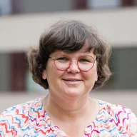 Frau Dr. Katharina Peters