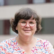 Frau Dr. Katharina Peters