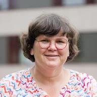 Frau Dr. Katharina Peters