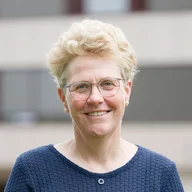 Frau Astrid Albers